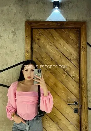 Cairns escorts Makenna — 9