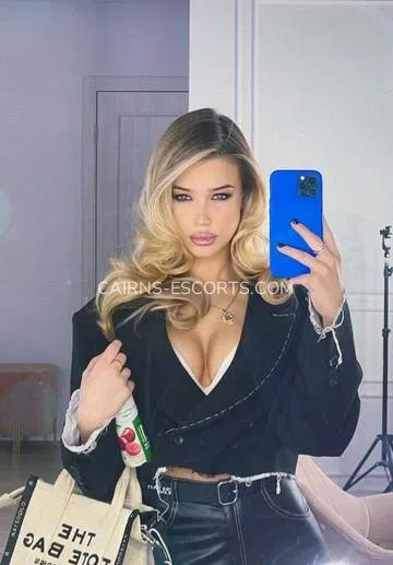 Cairns escorts Alice — 5