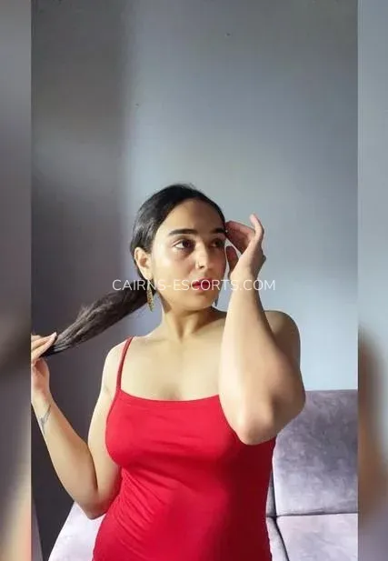 Cairns escorts Skylar — 1