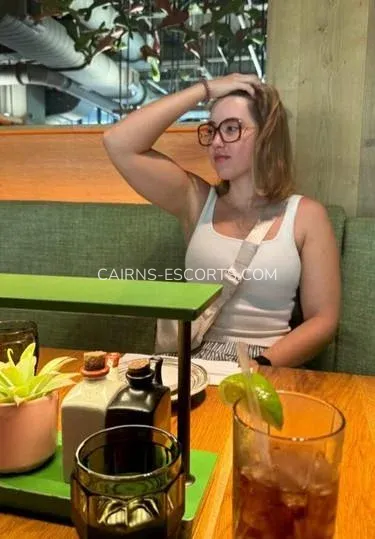 Cairns escorts Cinta — 1