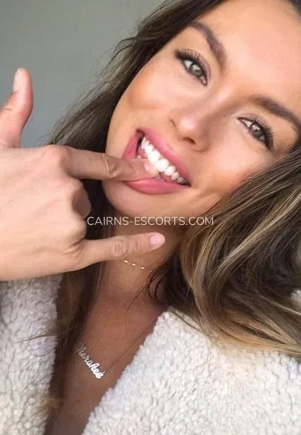 Cairns escorts Reese — 4