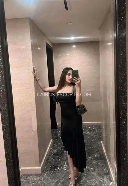 Cairns escorts Jenny — 3
