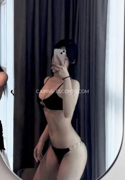 Cairns escorts Ingeborg — 3