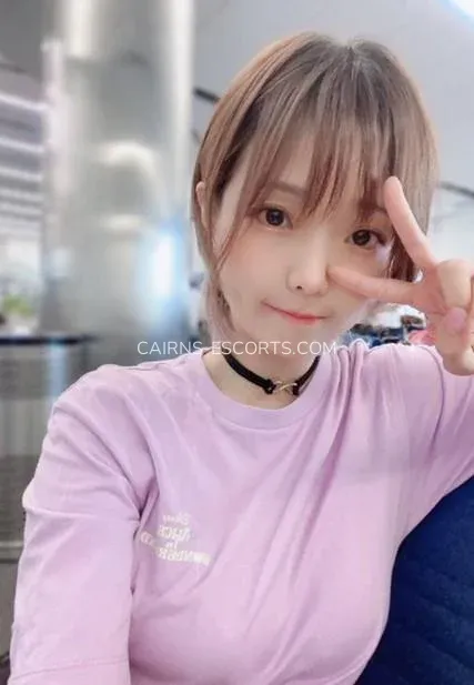 Cairns escorts Angelina — 4