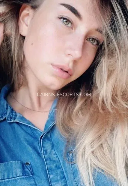 Cairns escorts Violante — 5