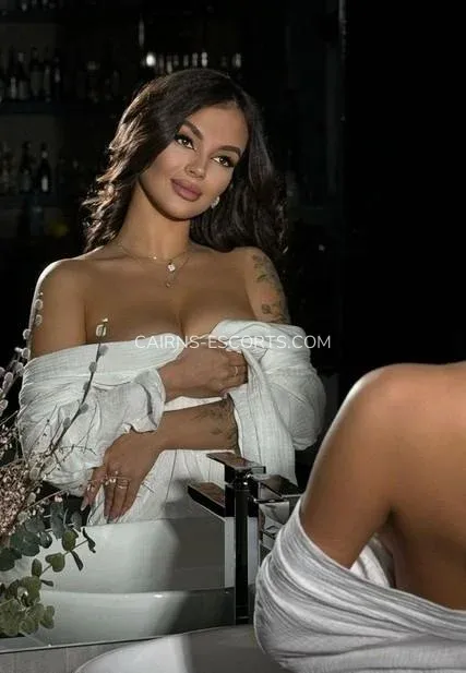 Cairns escorts Kylie — 6