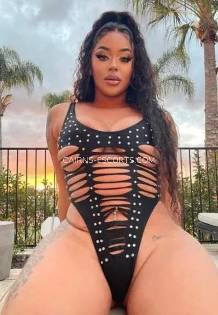 Cairns escorts Hanna — 1