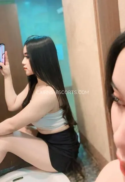 Cairns escorts Brianna — 2