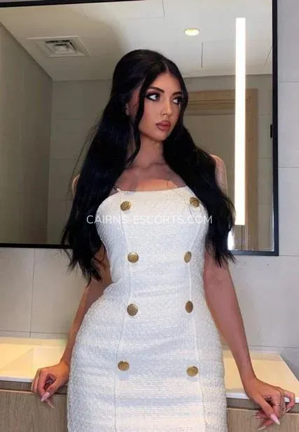 Cairns escorts Ellen — 9