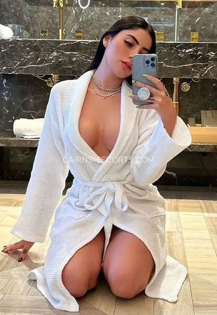 Cairns escorts Lauren — 2