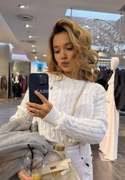 Cairns escorts Eva — 5