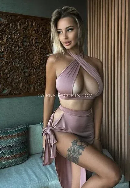 Cairns escorts Viola — 3