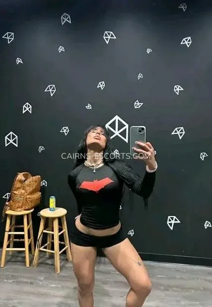 Cairns escorts Gabriela — 9