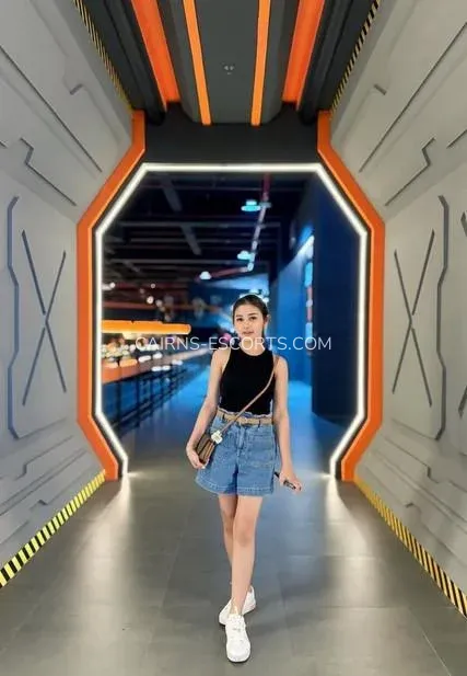 Cairns escorts Irene — 6