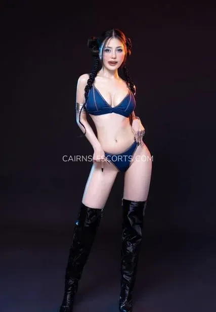 Cairns escorts Kaylee — 3