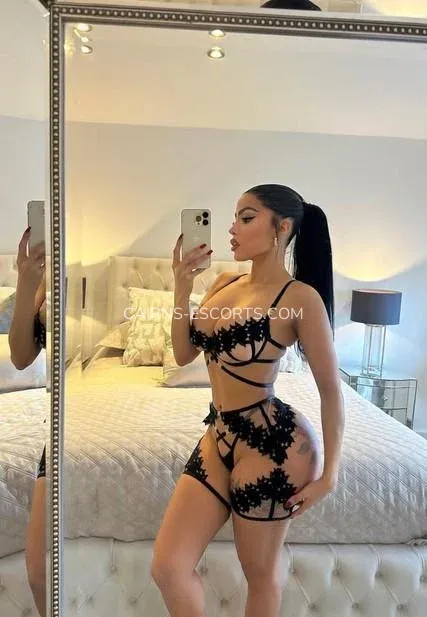 Cairns escorts Johanna — 3